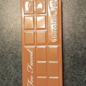 Too faced Semi Sweet